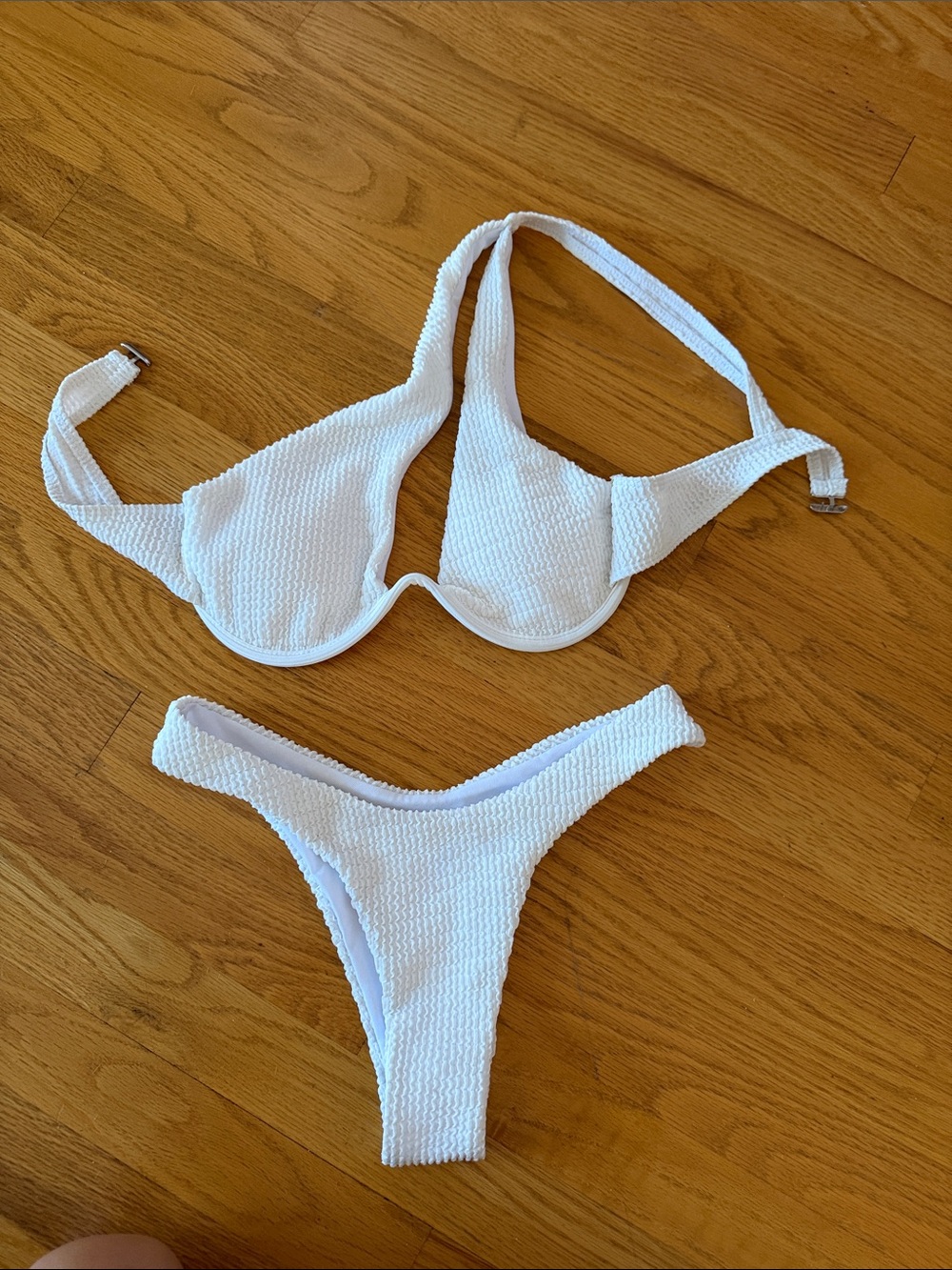 SHEIN White Textured Underwire Bikini Set - Women Swim